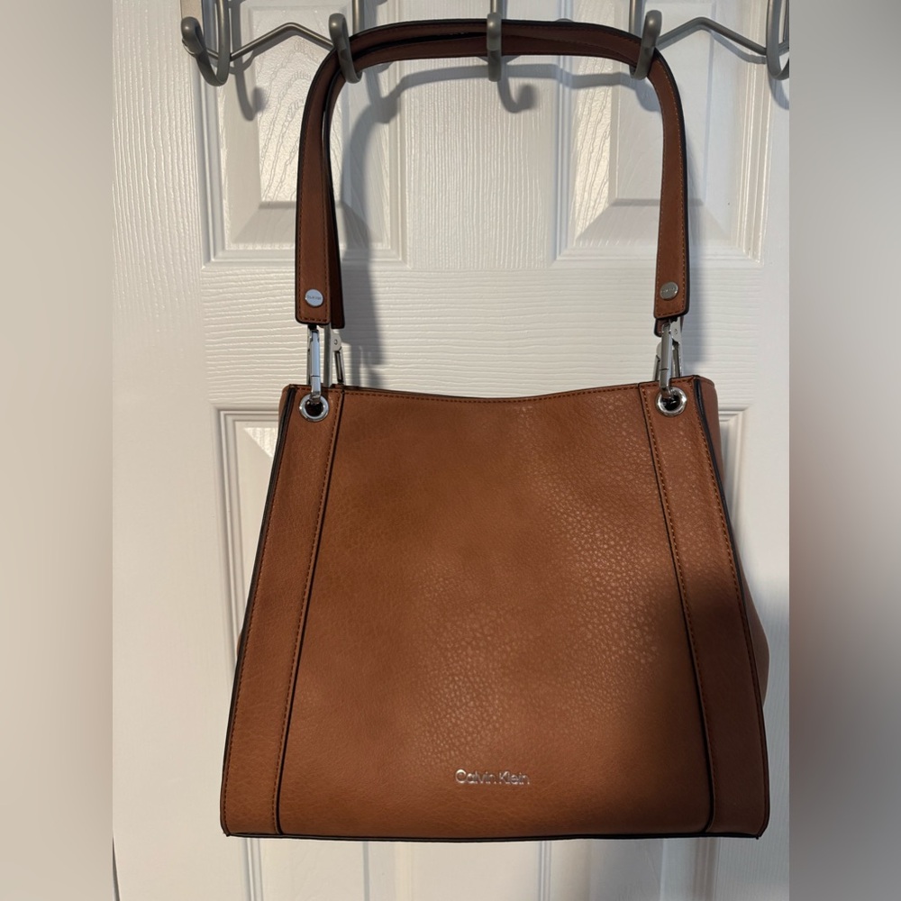 Calvin Klein purse brand new many pockets